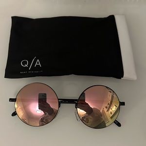 Quay black reflective violet sunglasses